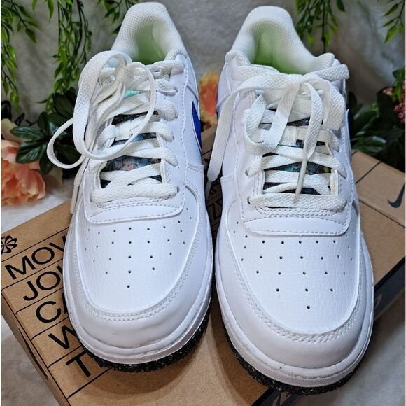 Nike Air Force 1 LV8 GS - Picture 12 of 16